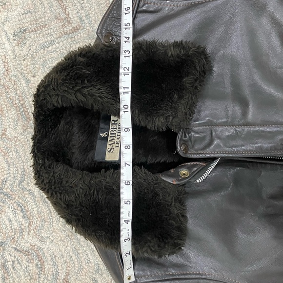 Men's Brown Vintage Bomber Leather Jacket - Medium - Picture 12 of 13